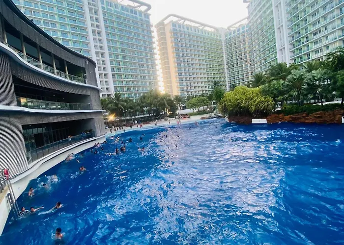 L A Azure Staycation Aparthotel *