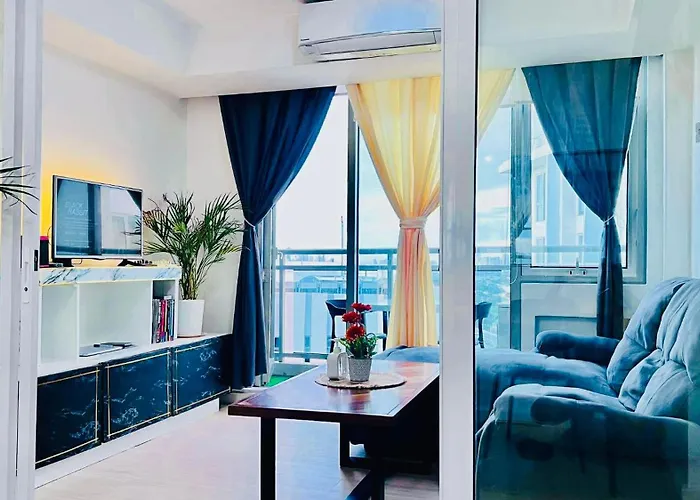 L A Azure Staycation Aparthotel