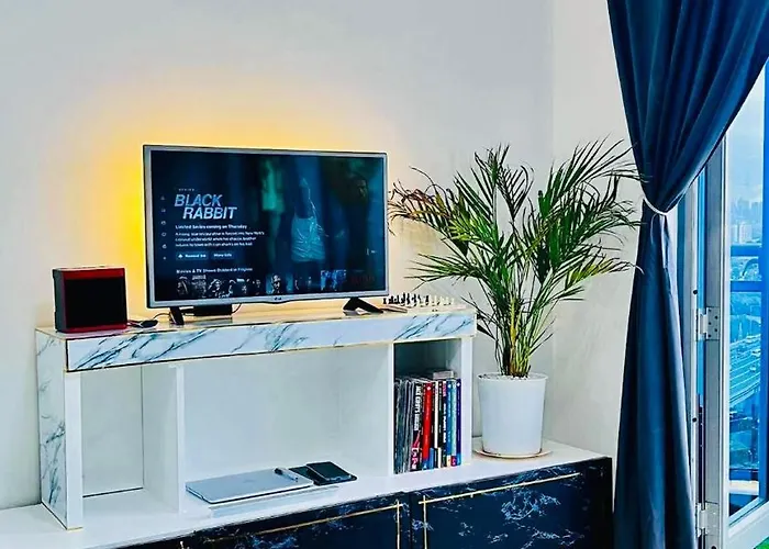 L A Azure Staycation Aparthotel Manila